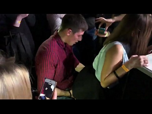 ❤️ Todellista seksiä venäläisessä yökerhossa. 18-vuotias venäläinen tyttö peräaukkoon ja emättimeen nussittu yökerhossa ☑ Kova porno at porn fi.shadbase-xxx.ru ☑